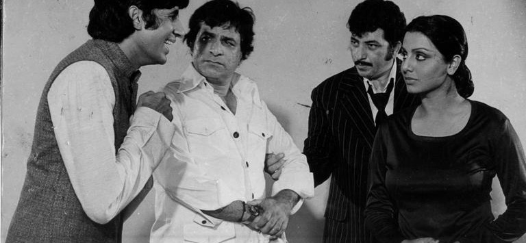 Kader Khan and Amitabh Bachchan in Yaarana
